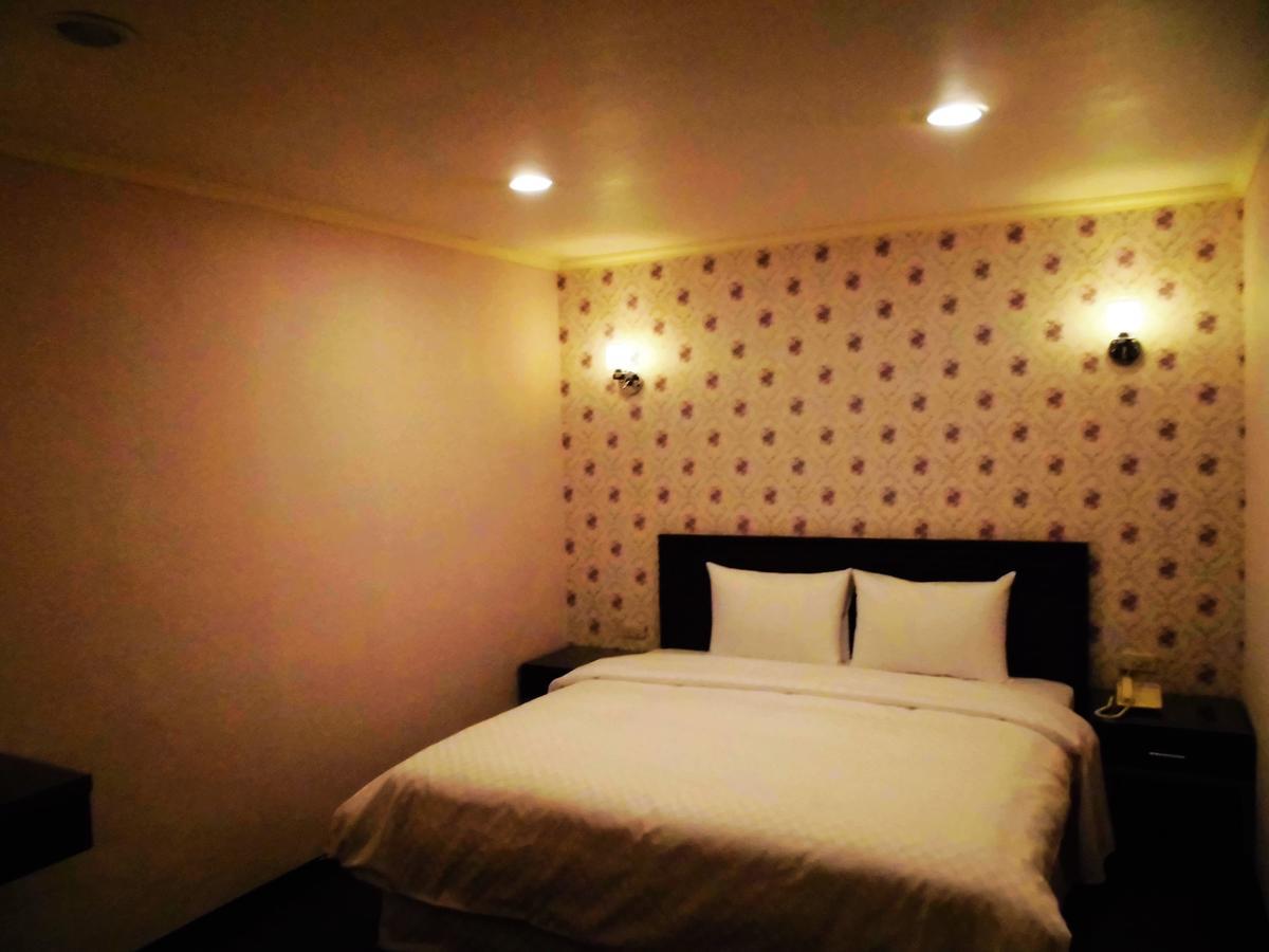 Hotel 欣悅商務旅店 Toufen Exteriér fotografie