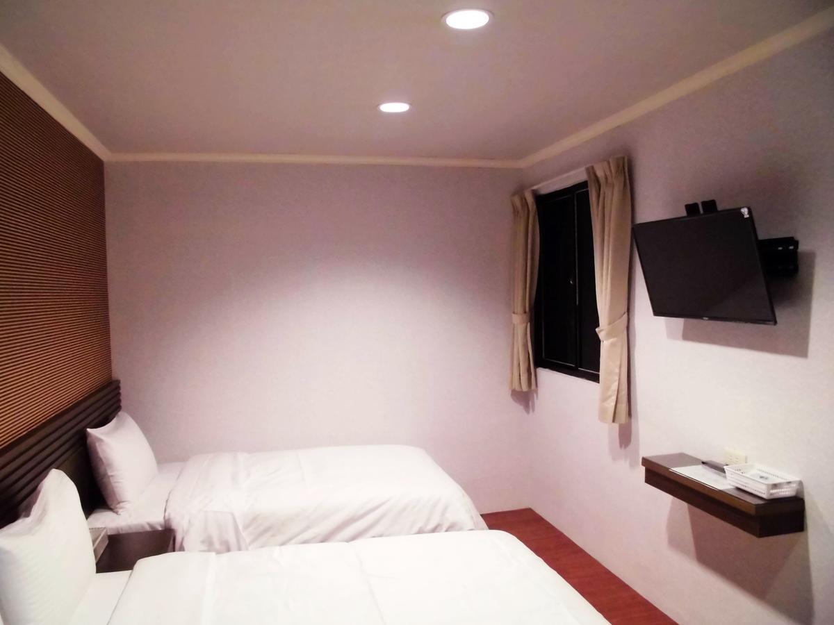 Hotel 欣悅商務旅店 Toufen Exteriér fotografie
