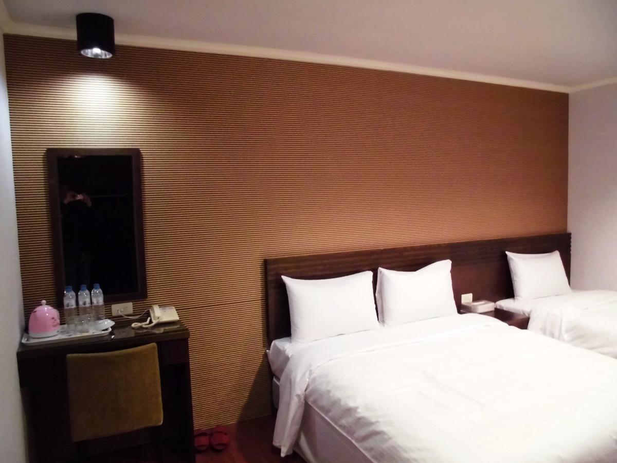 Hotel 欣悅商務旅店 Toufen Exteriér fotografie