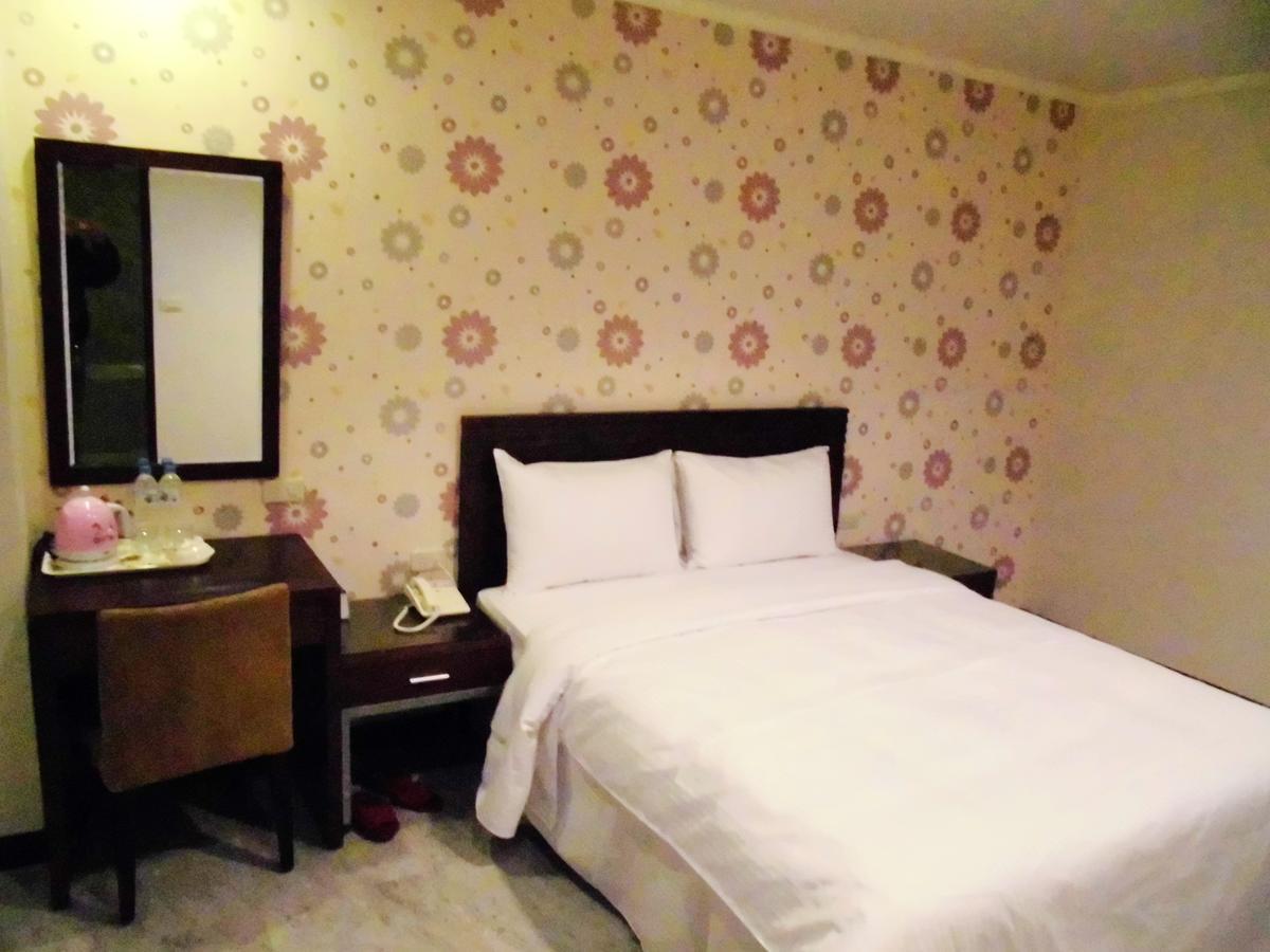 Hotel 欣悅商務旅店 Toufen Exteriér fotografie